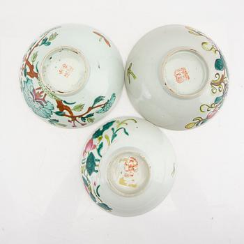 Skålar 3 st Kina 1900-tal porslin.