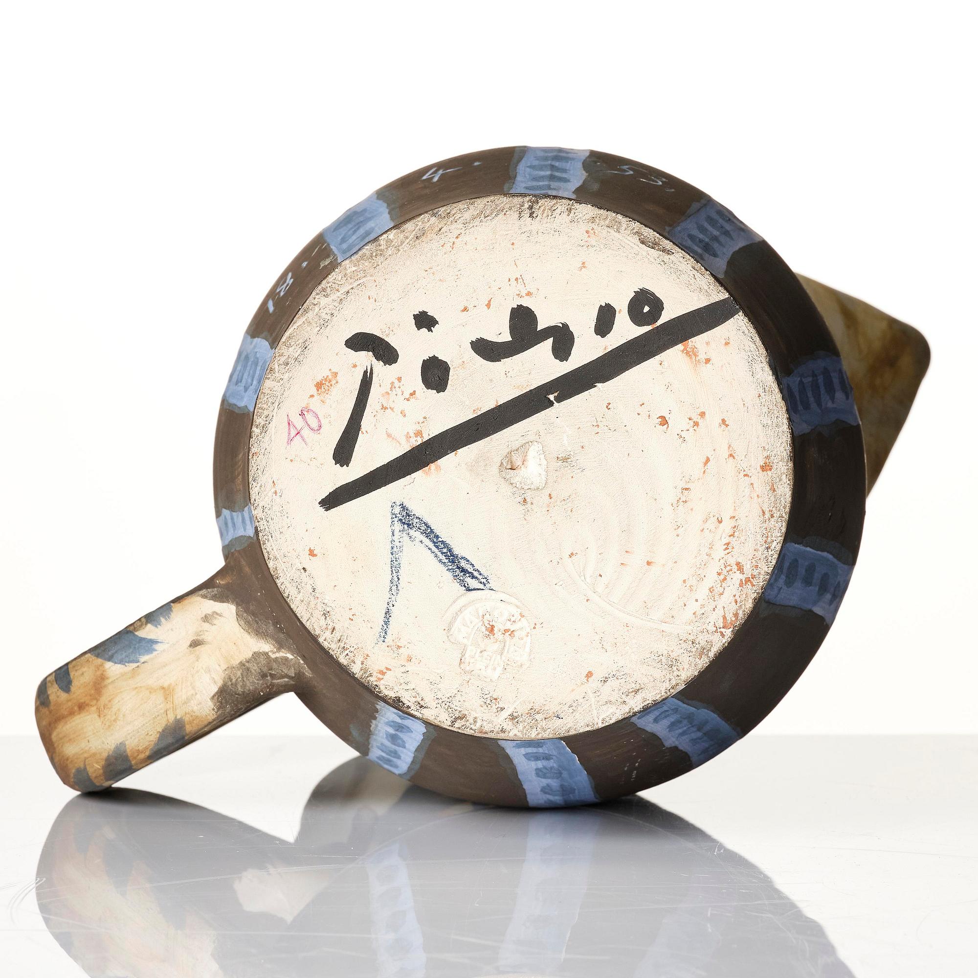 Pablo Picasso, kanna, lergods, "Pichet gothique aux marguerites", unikat, Madoura, Vallauris, Frankrike, 1953.