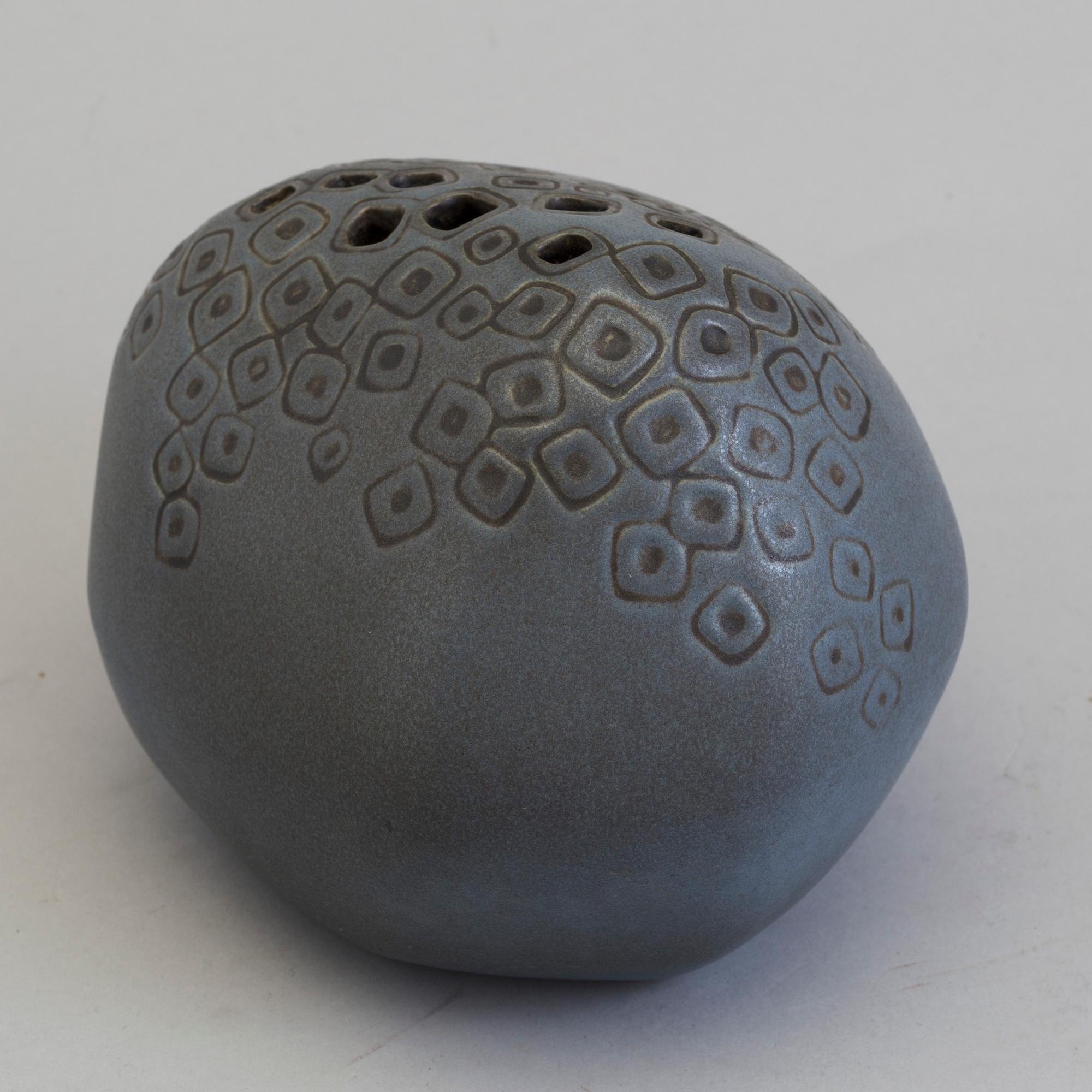 A stoneware art object by Jan de Rooden, Gustavsberg 1960´s.