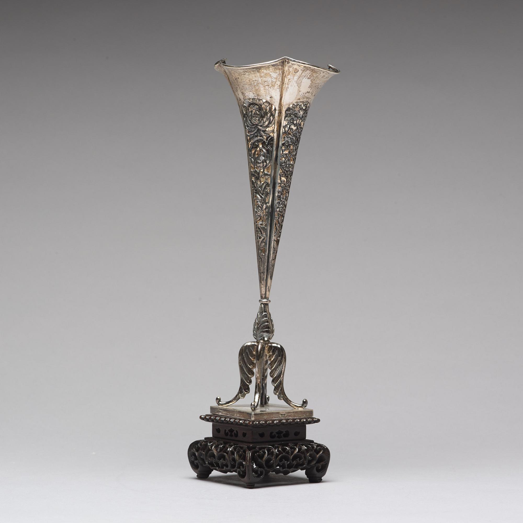 A Chinese silver vase, Shanghai, early 20th Century.