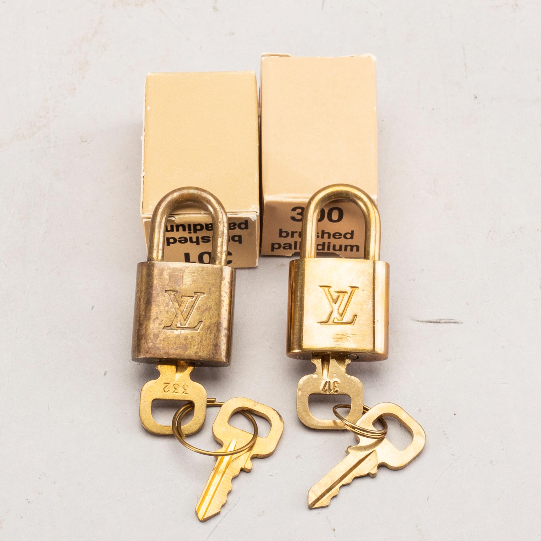 Louis Vuitton, Locks, 4 pcs.