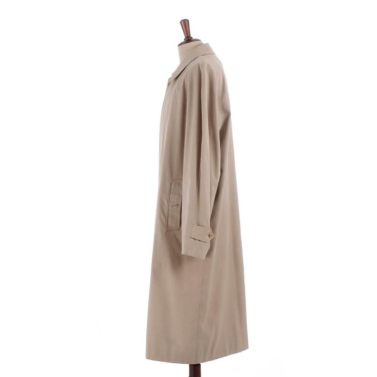 BURBERRY, a beige cotton coat.