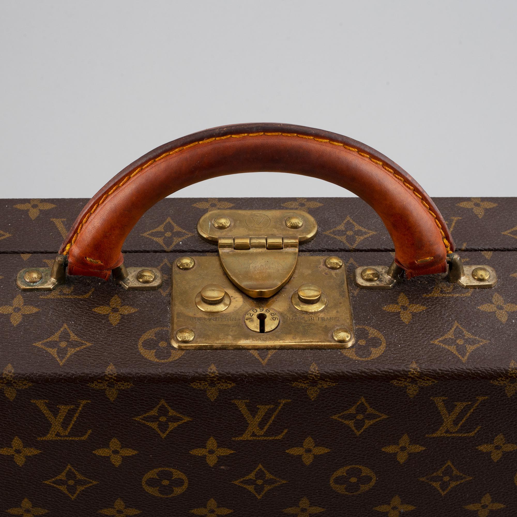 LOUIS VUITTON, 'Président Classeur'.