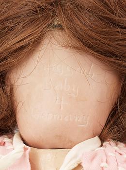 FLICKDOCKA, biskvi. Burggrub Baby, Schoenau & Hoffmeister, Tyskland, 1900-talets första del.