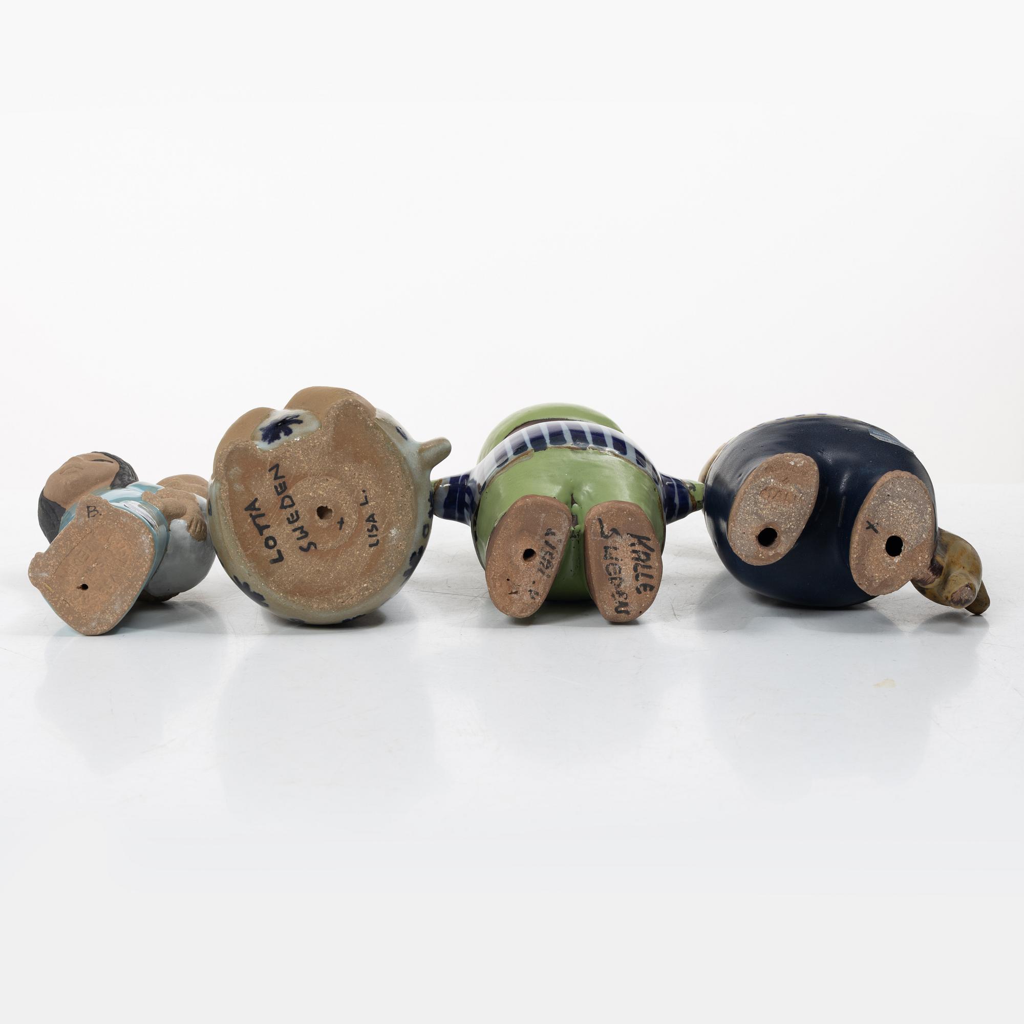 Lisa Larson, Figurines, 4 pcs, “Larsons ungar” and “Världens barn”, Gustavsberg.