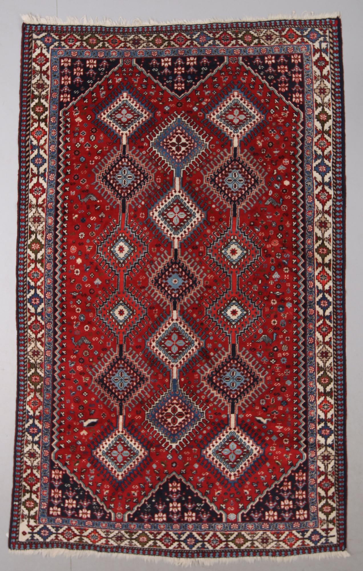 MATTA, orient, 240 x 150 cm.