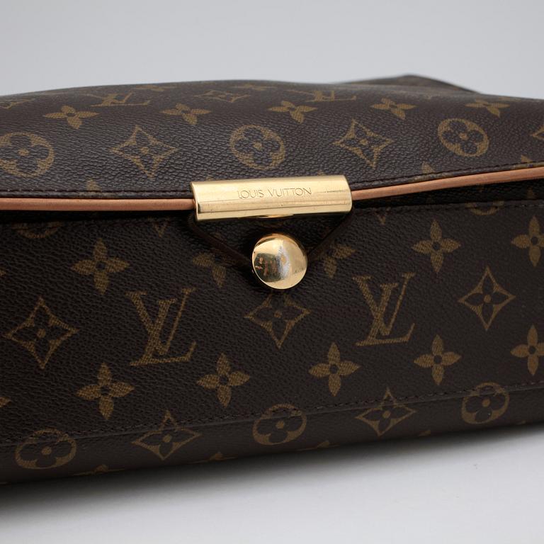 LOUIS VUITTON, messenger bag.