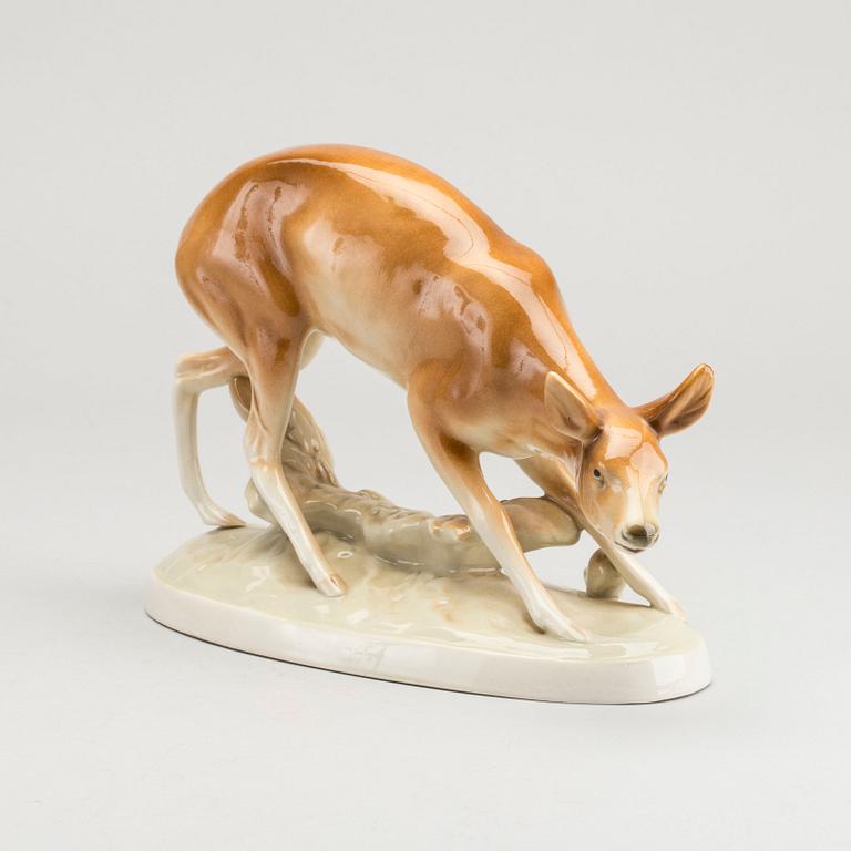 FIGURIN, porslin, Royal Dux, Bohemia,  1900-talets mitt / senare del.