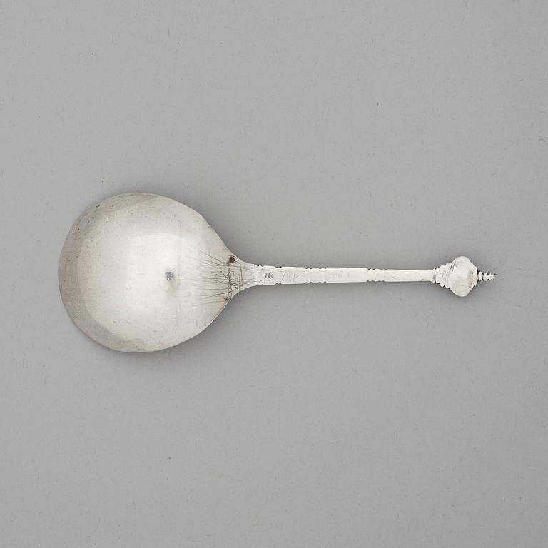 SKED med kerubknopp, Johan Grubb (verksam i Hudiksvall 1725-1756).