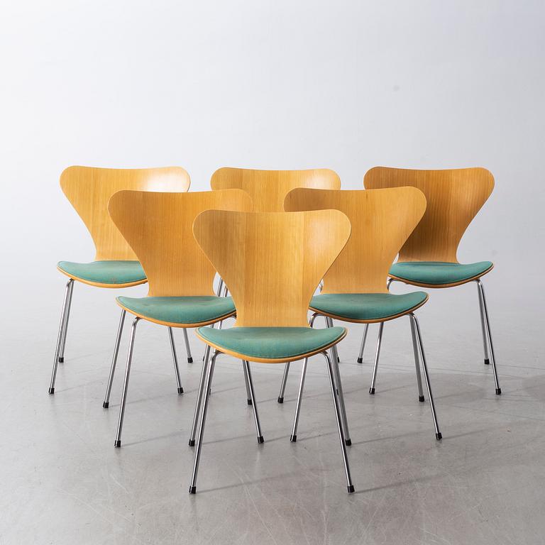 ARNE JACOBSEN, STOLAR, 6 st. "Sjuan", Fritz Hansen 1991.