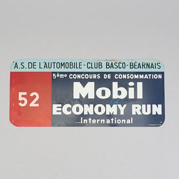 SKYLTAR, målad plåt, 1960-tal.