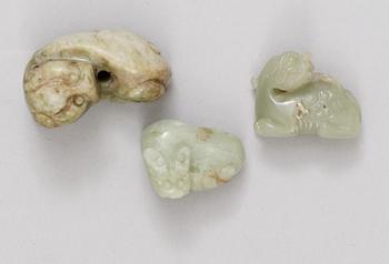 FIGURINER, tre stycken, jade. Qing dynastin (1644-1912).