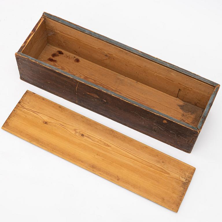 Box, folk art, 19th century.