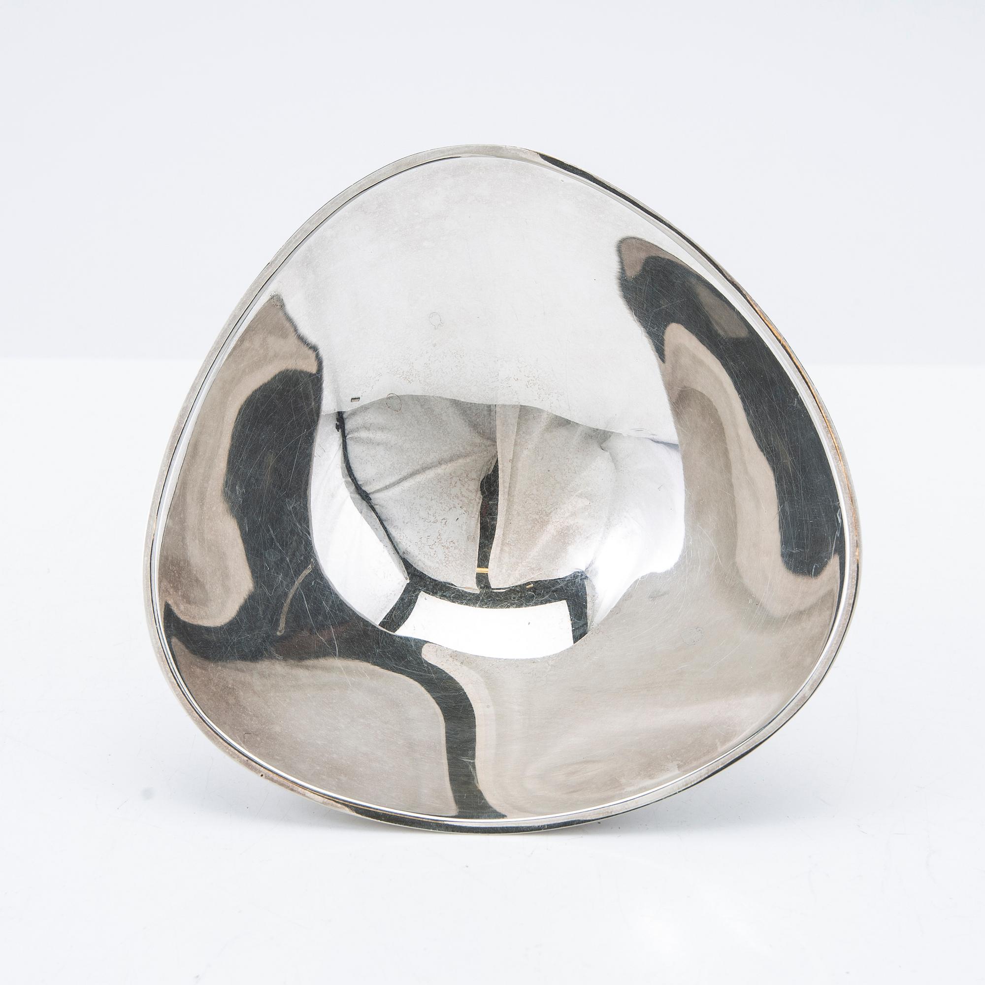 Gustaf Jansson, bowl, silver, C. G. Hallberg, Stockholm, 1959.