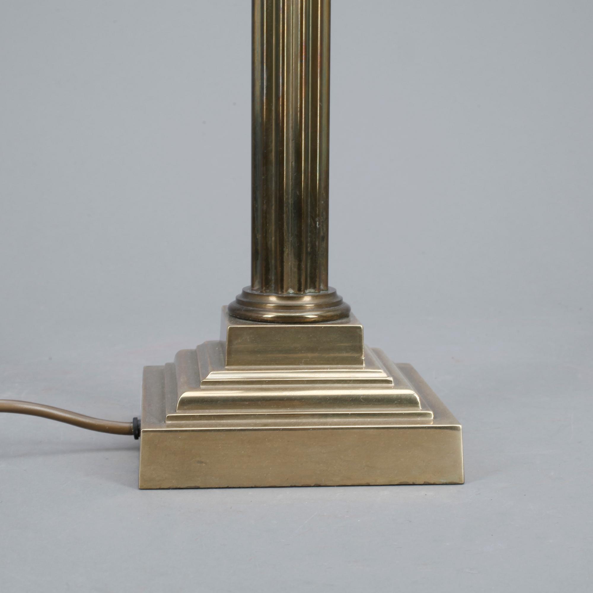 BORDSLAMPA, kolonn, mässing, omkring år 2000.