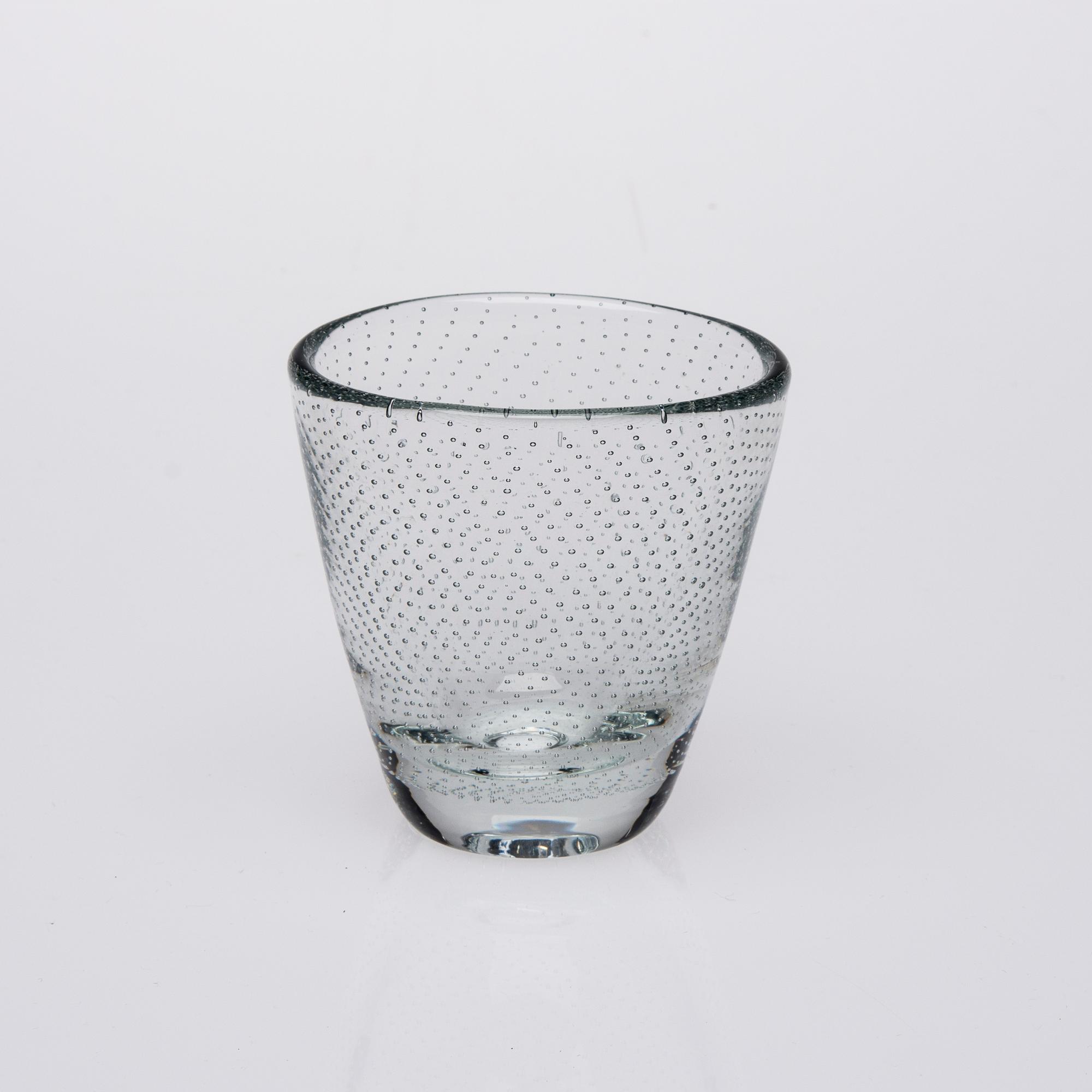 VAS, glas, signerad G. Nyman, Nuutajärvi, Notsjö, -54.