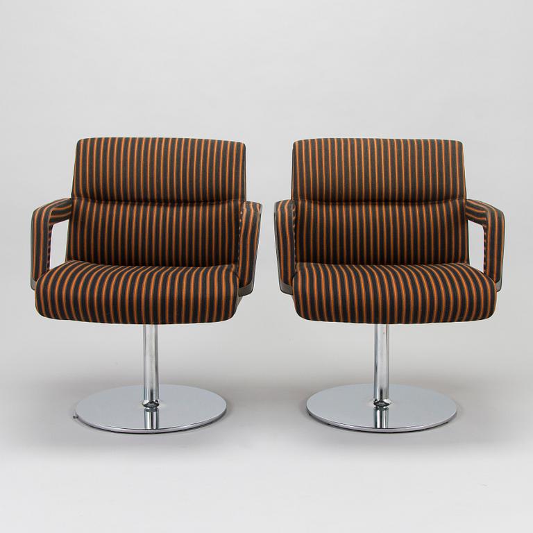Eero Aarnio, tuoleja, 4 kpl, Martela Ltd Finland, 1975.