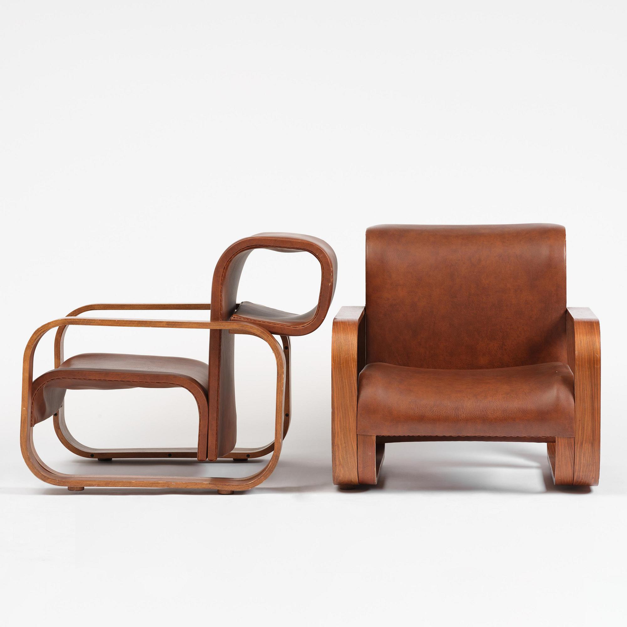 Jan Bocan, fåtöljer, ett par, Thonet, utförda för Tjeckoslovakiska ambassaden, Stockholm, 1972.