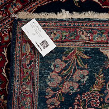 BÖNEMATTA, 2 st, semiantika Keshan, ca 90 x 66 cm.