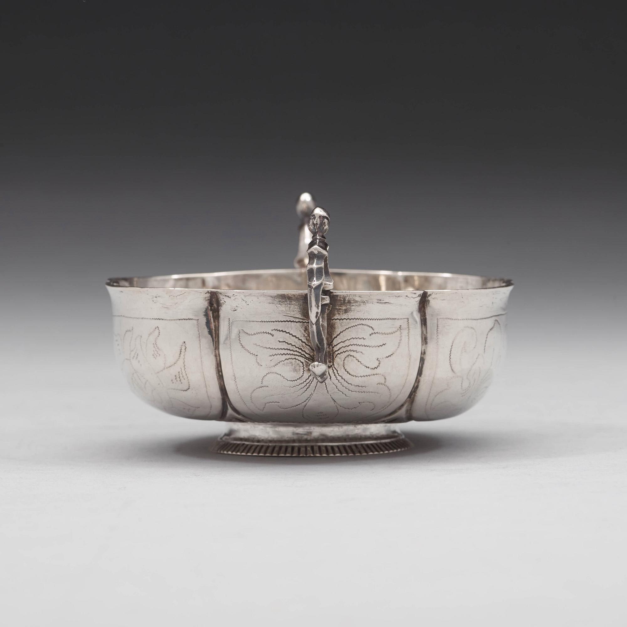 Peter Biörkman, brännvinsskål, silver, Karlskrona 1748.