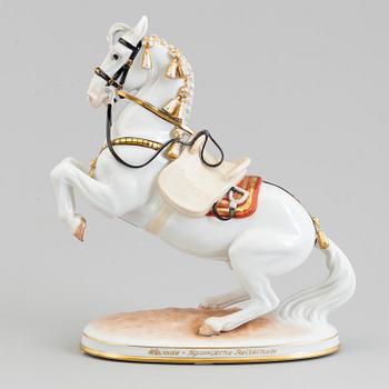 An Austrian Vienna porcelain figure of a horse, second half of 20th Century.