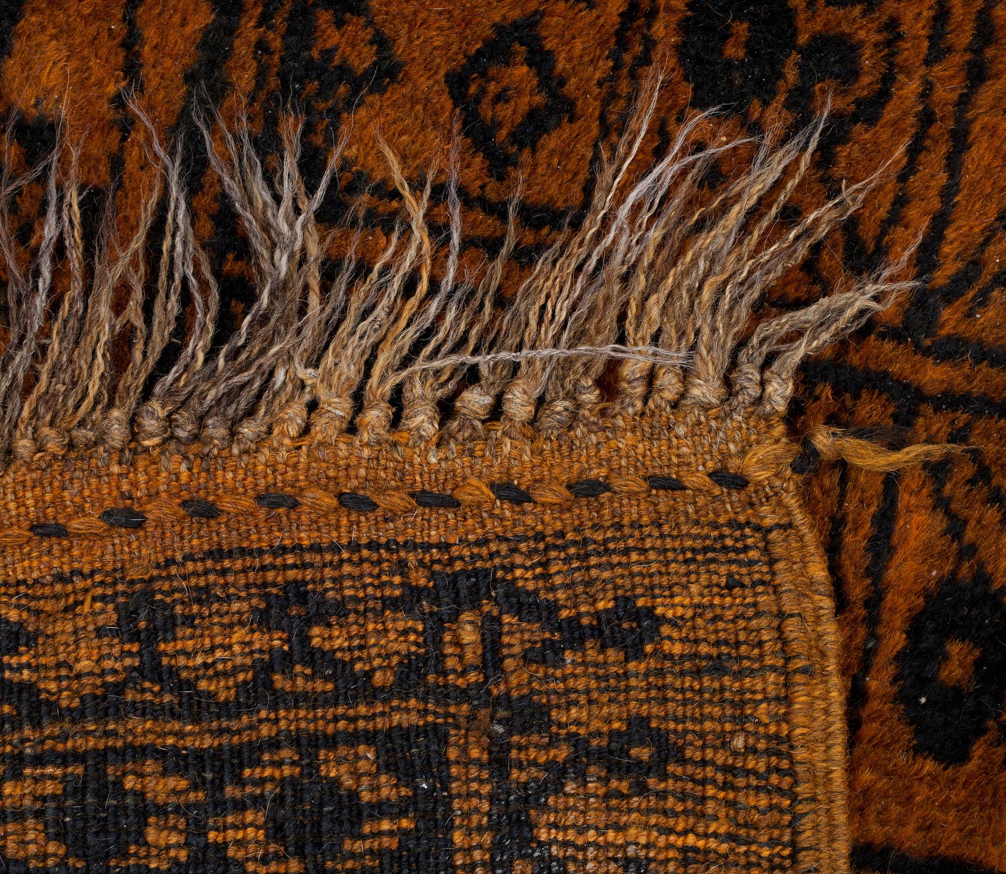 MATTA, guldafghan, 309 x 216.