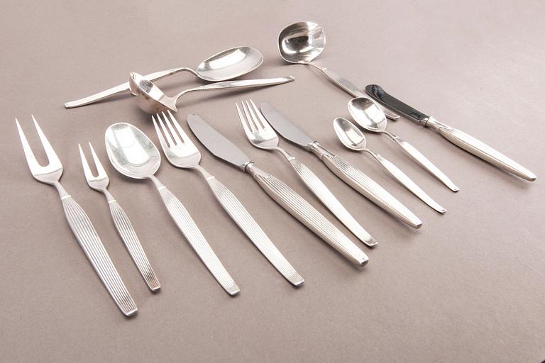 A Henning Seidelin 82 pcs Savoy cutlery epns for Frigast Denmark 1960s.
