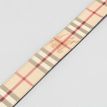 BURBERRY, väska samt skärp.