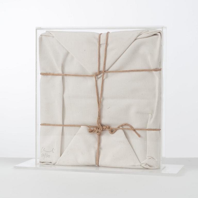 Christo & Jeanne-Claude, "Wrapped Book".