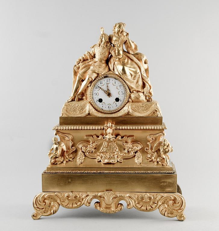 BORDSPENDYL, förgylld mässing, Frankrike, 1800-talets andra hälft.