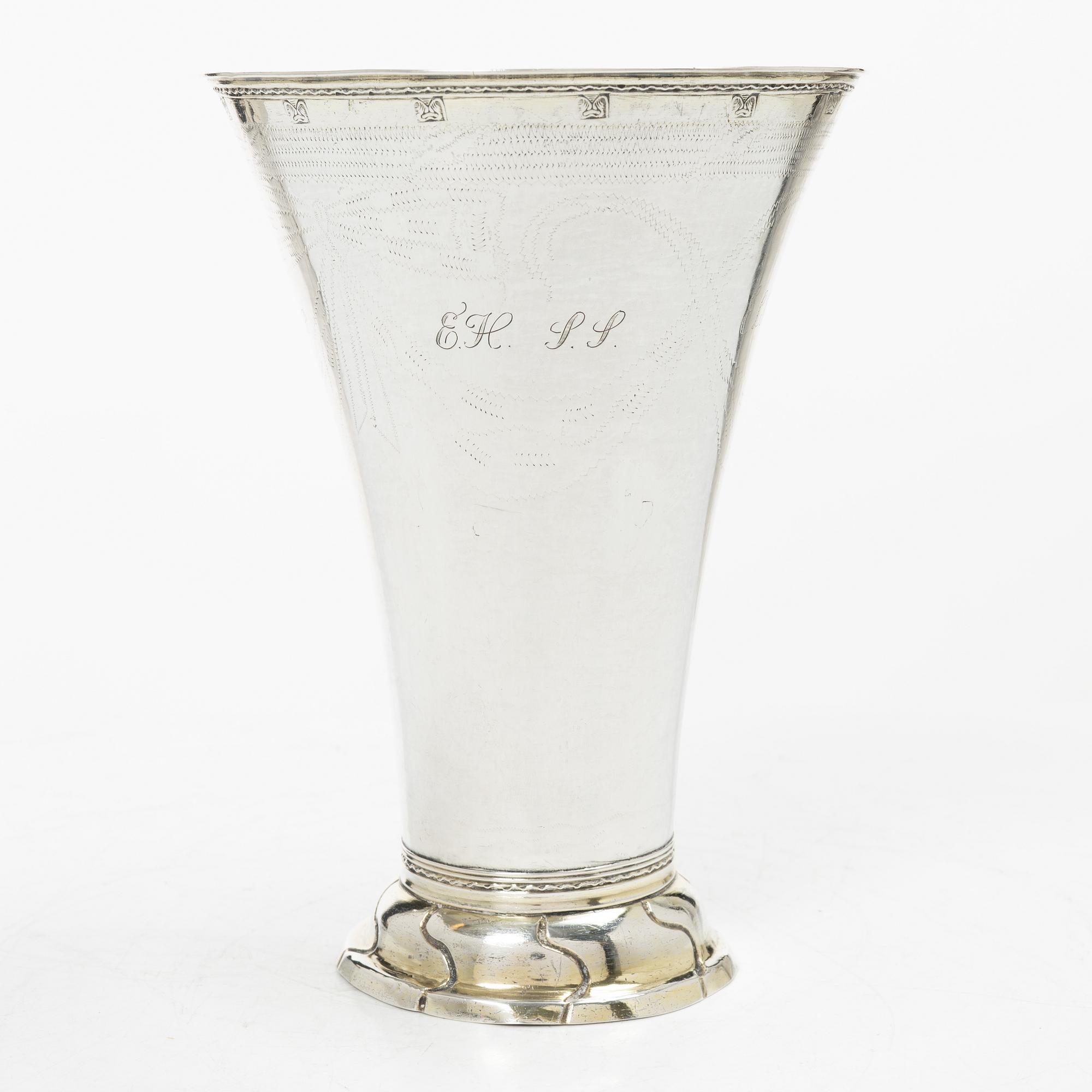 A Swedish 18th century parcel-gilt silver beaker, mark of Eric Ramstedt, Härnösand 1795.