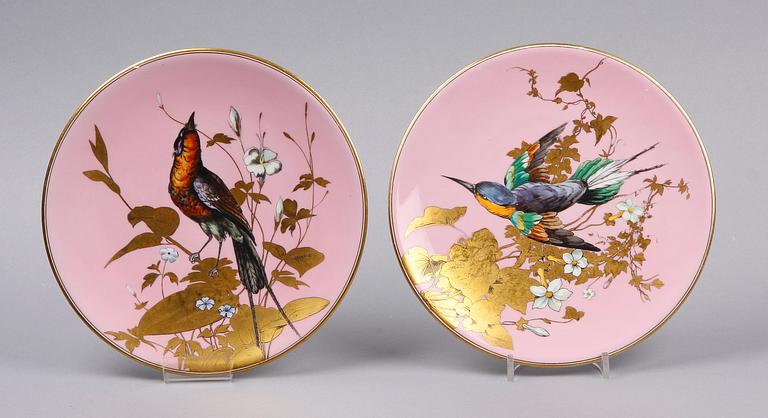 TALLRIKAR, ett par, porslin, sent 1800-tal.