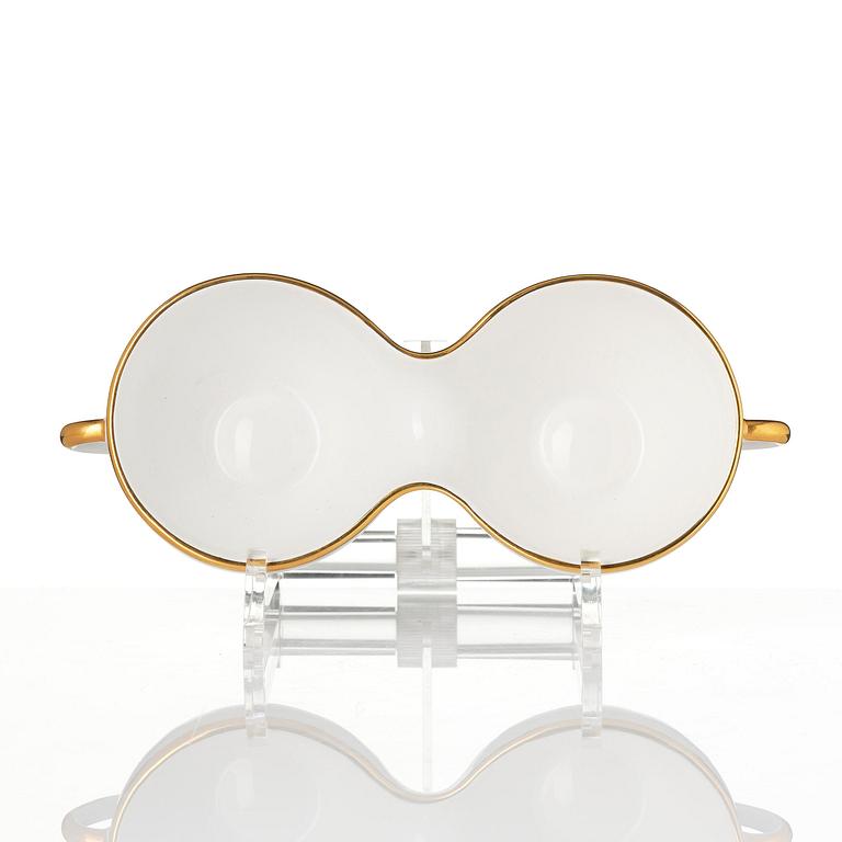 Mona Hatoum, "T42 (gold)".