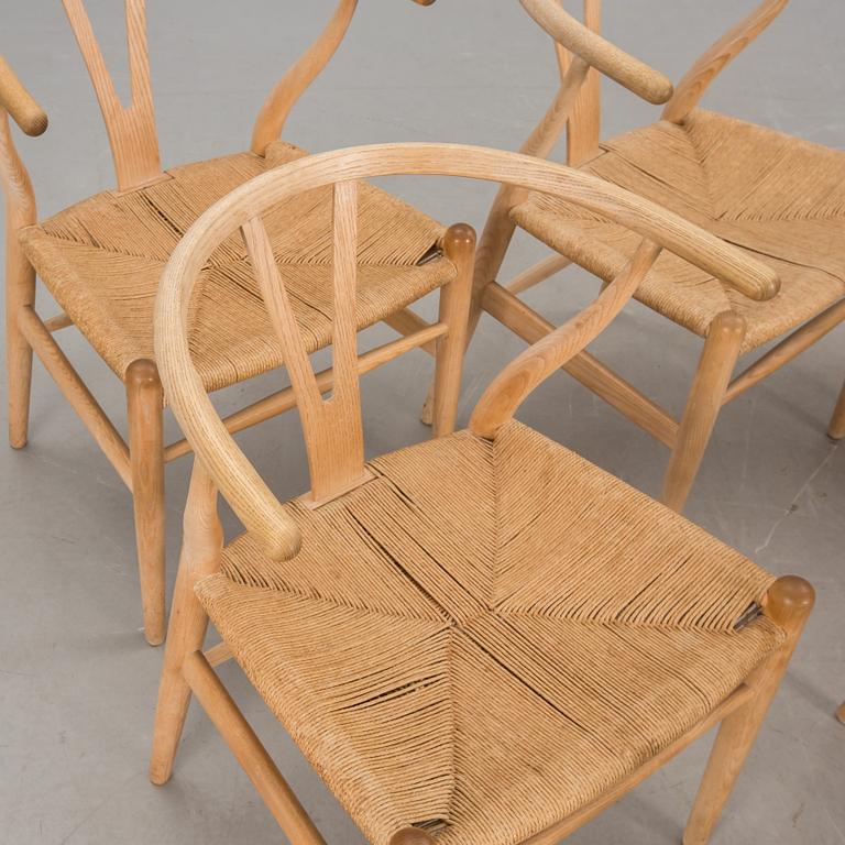 KARMSTOLAR, 6, "Y-stolen", Hans J Wegner, etikettsmärkt Carl Hansen & Søn, Møbelfabrik Odense. 1970-tal.