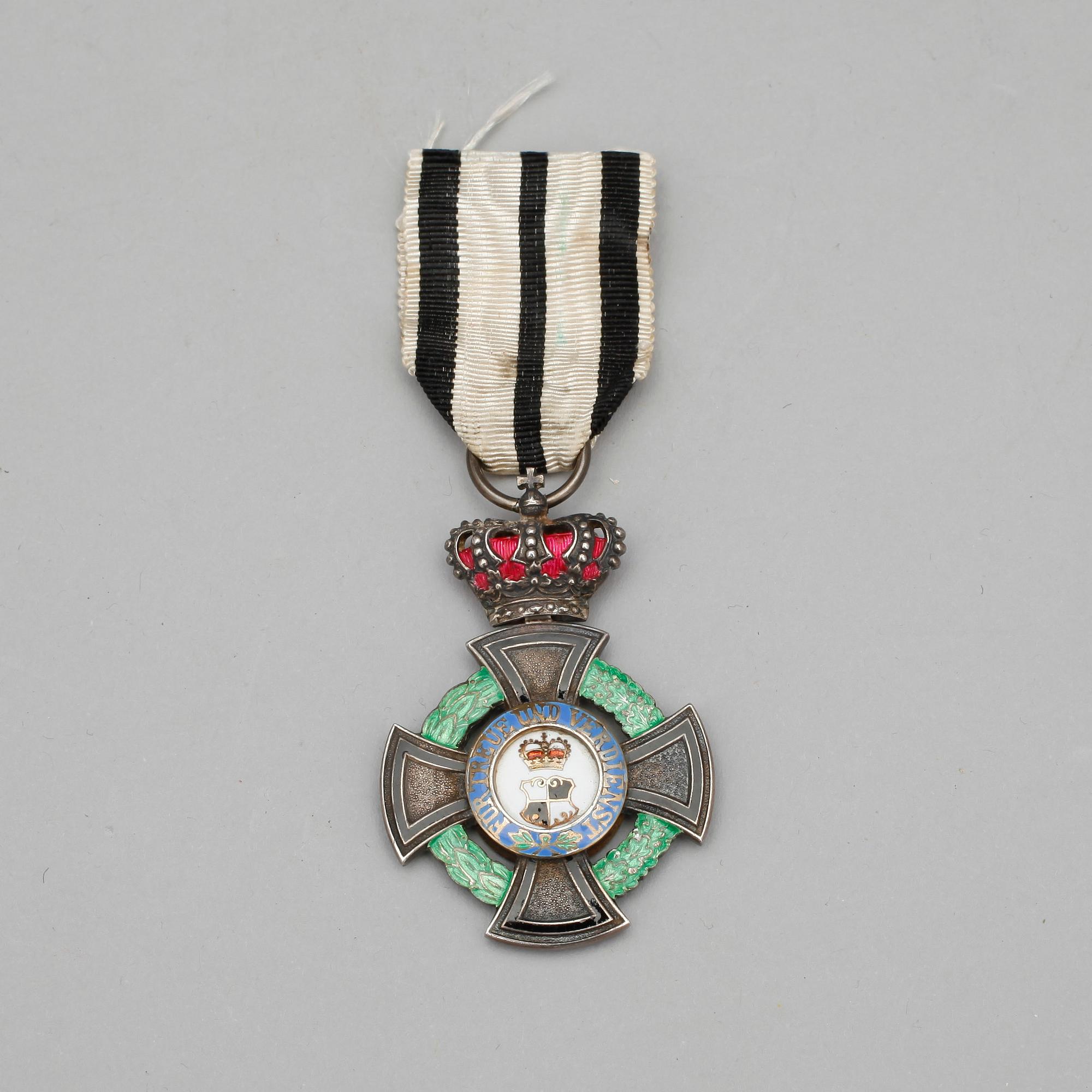 MEDALJ, "Für treue und verdienst", instiftad 8e april 1844. Vikt ca 24g.