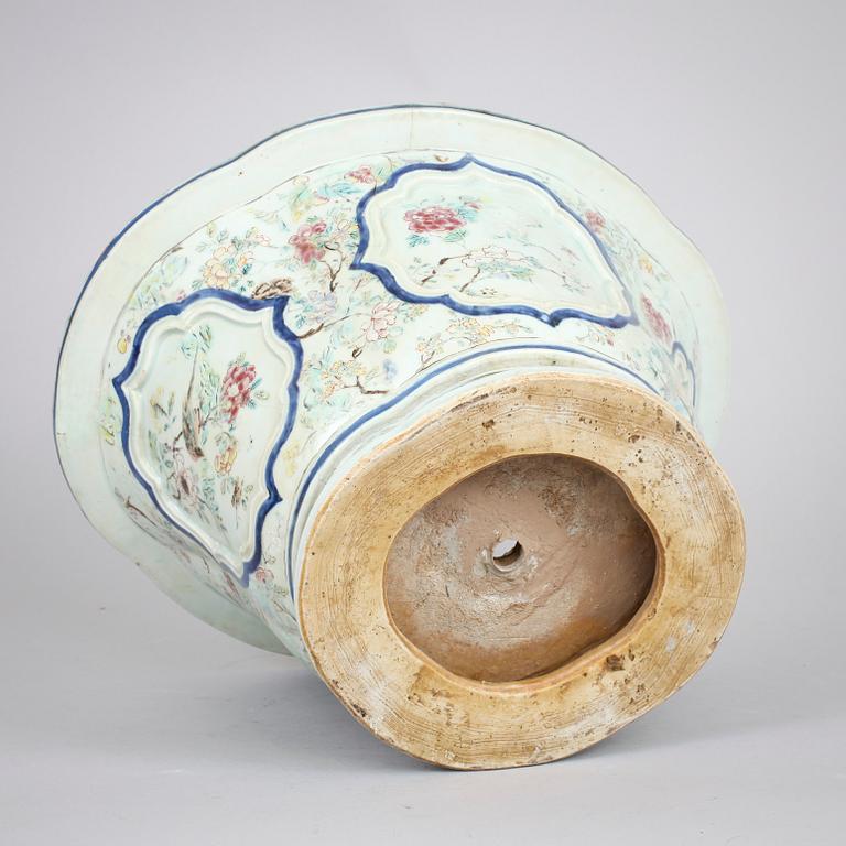 YTTERFODER, porslin. Sen Qing dynastin.