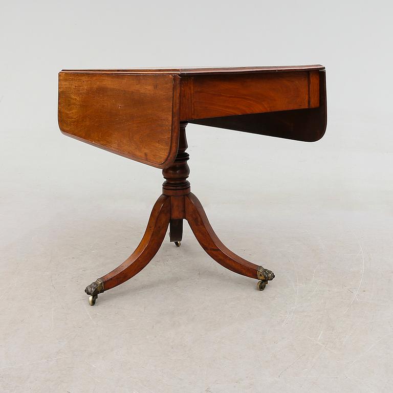 KLAFFBORD, England, 1800-talets andra hälft.