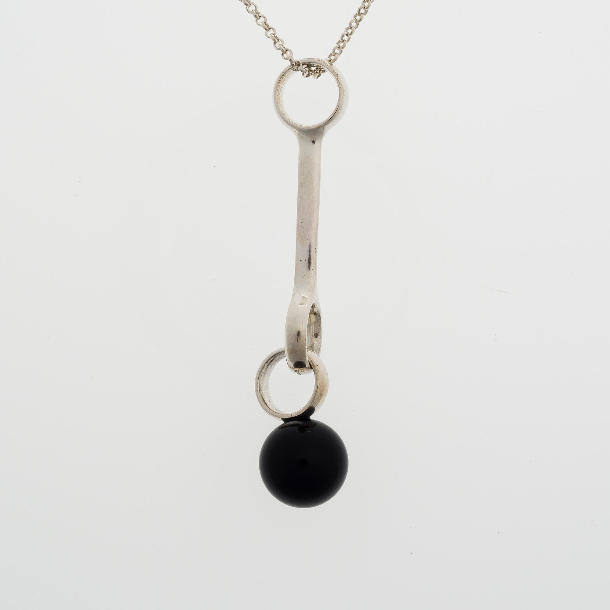 HÄNGE, "Sphere", Georg Jensen, silver, svart agat.