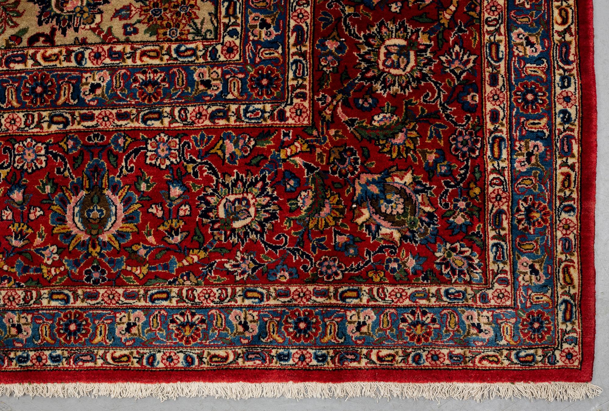 Matta, semiantik Keshan, ca 422 x 321 cm.