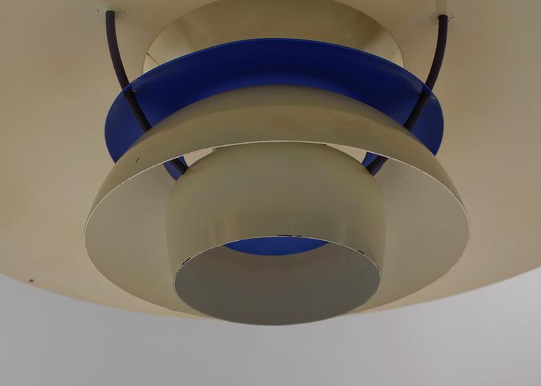 TAKLAMPA, "PH lampa", Poul Henningsen för Louis Poulsen Danmark, 1900-talets andra hälft, höjd ca 28 cm.