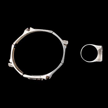 ARMBAND OCH RING, sterling silver, Björn Weckström för Lapponia, Finland 1986. Tot vikt ca 51 g.