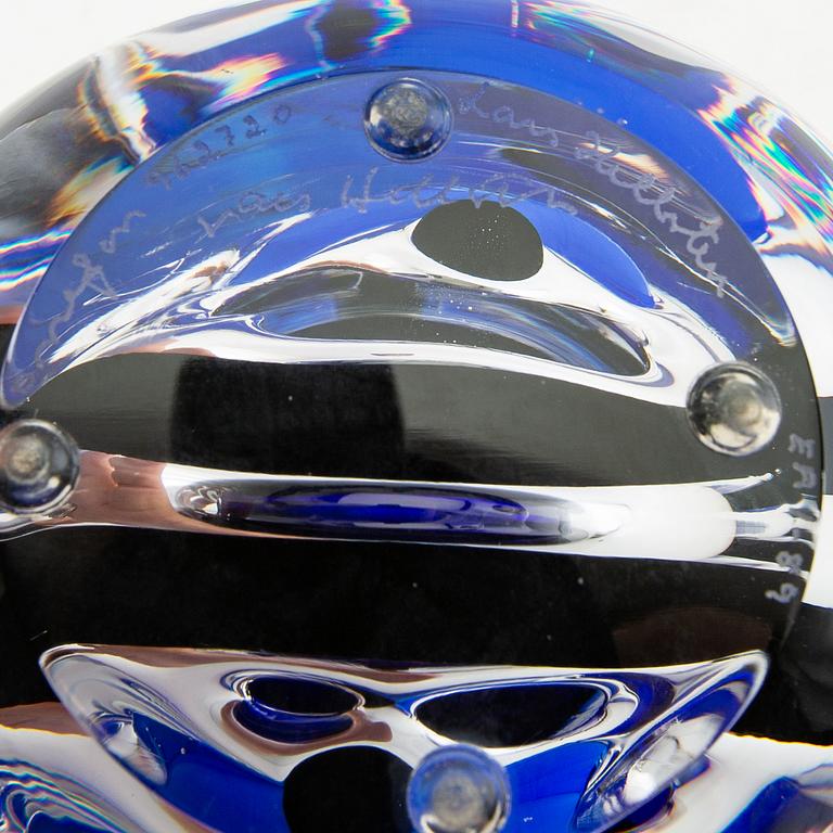 Lars Hellsten, a vase, Orrefors, late 20th Century.