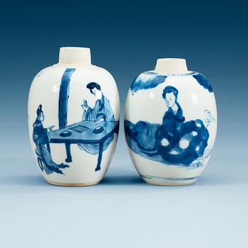1702. Two blue and white tea caddies, Qing dynasty, Kangxi (1662-1722).