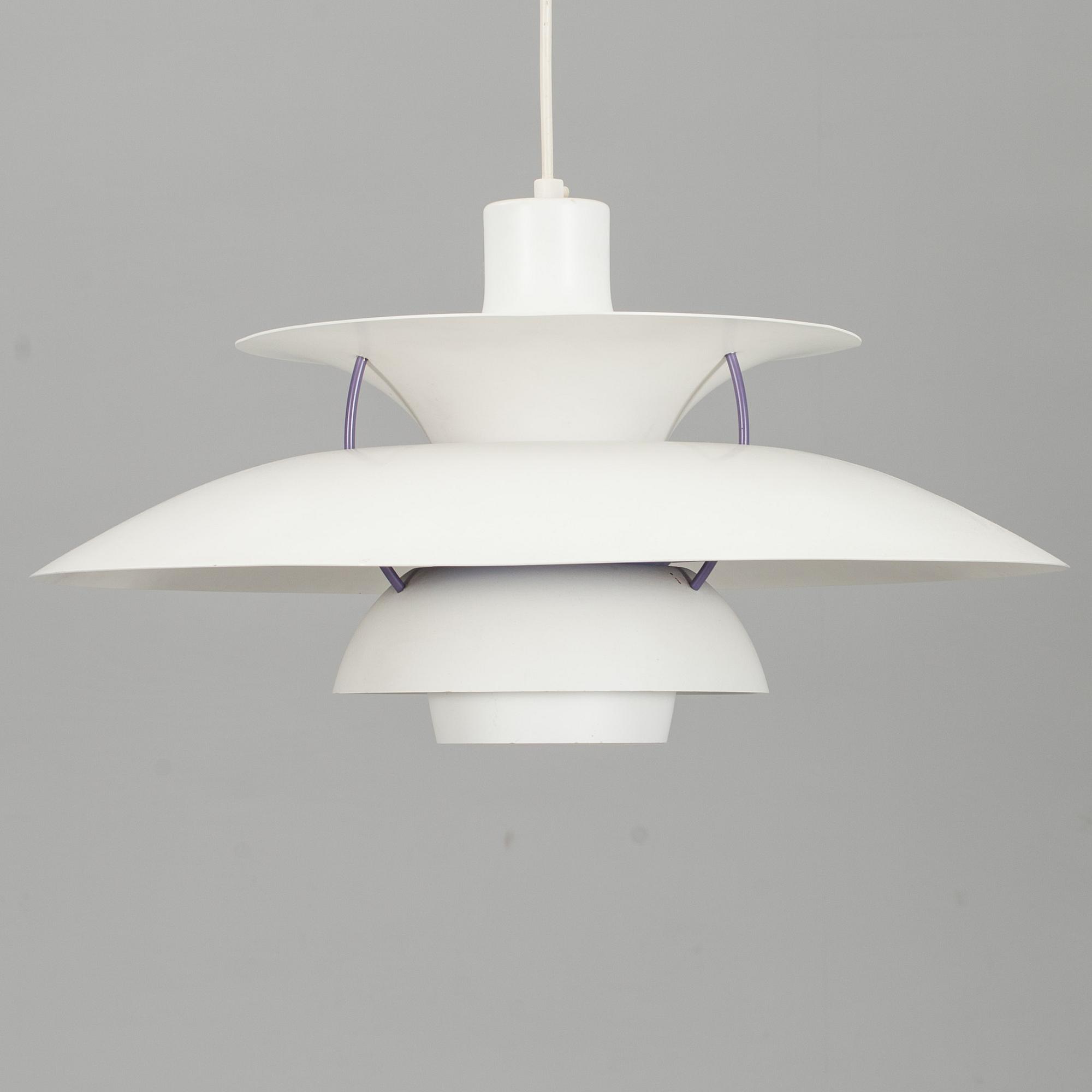 TAKLAMPA, PH-5, Poul Henningsen för Louis Poulsen, Danmark, 1900-talets andra hälft.