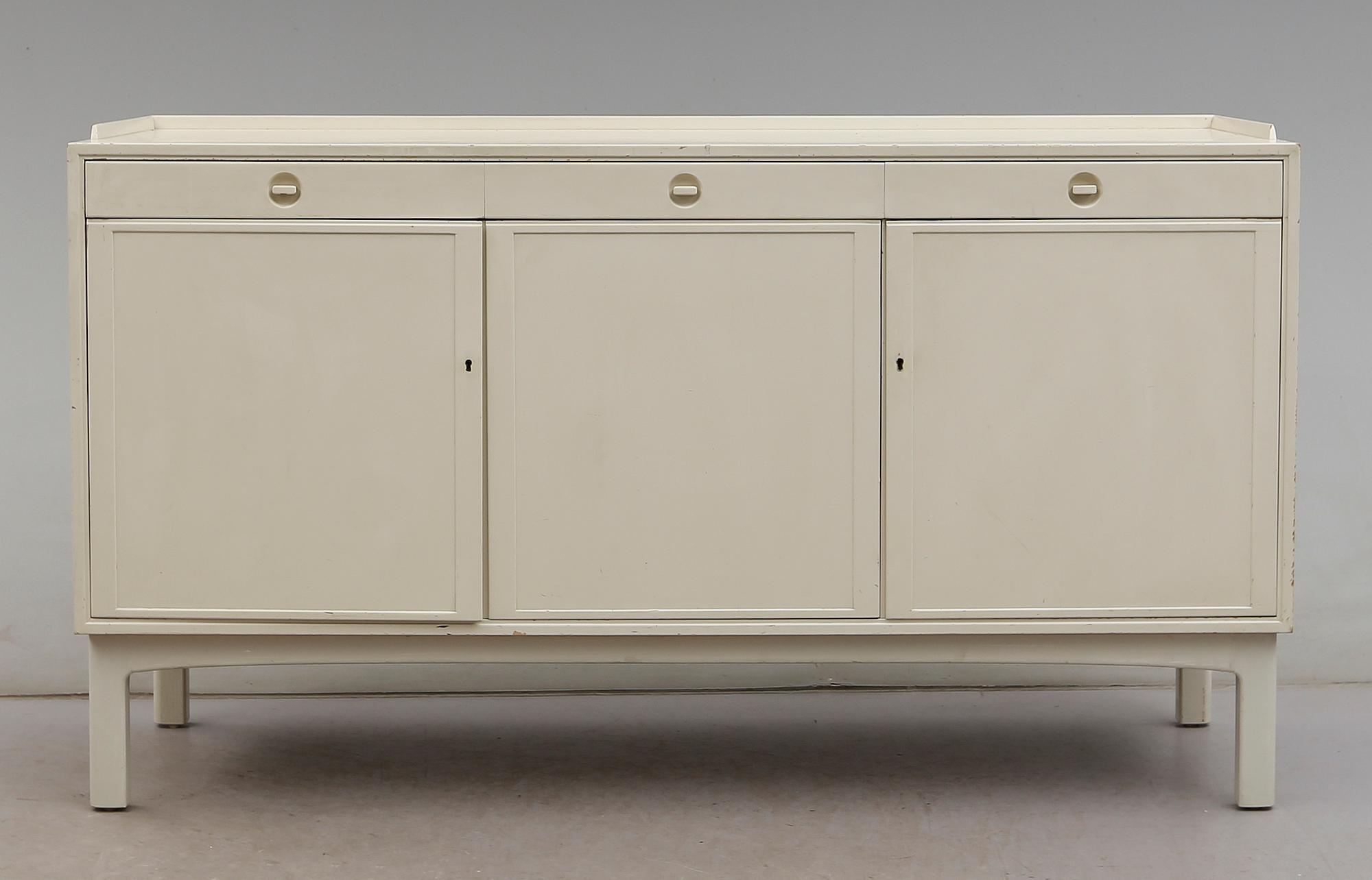 SIDEBOARD, Sven Engström & Gunnar Myrstrand, Skaraborgs Möbelindustri AB, 1900-talets andra hälft.