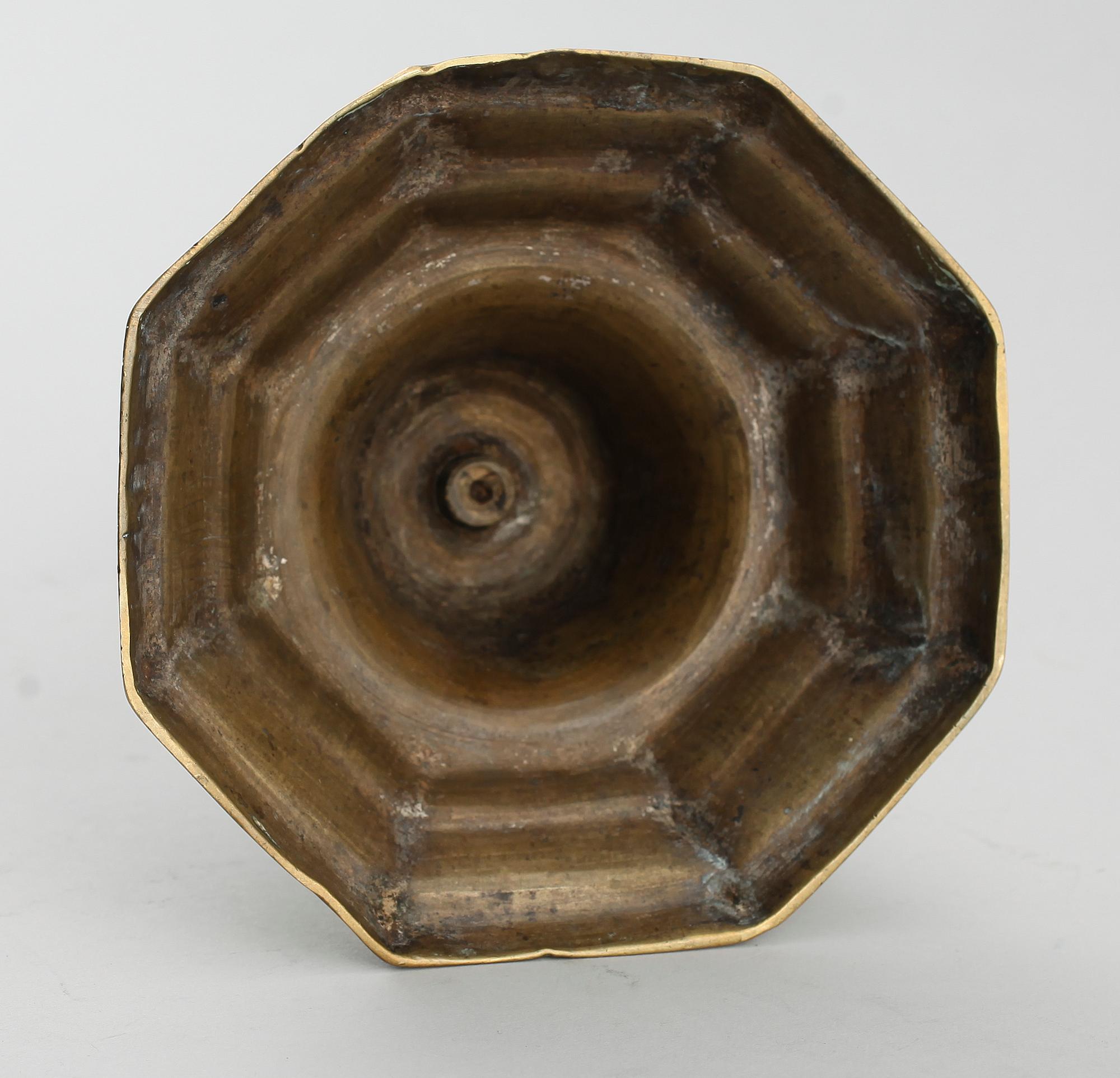 LJUSSTAKE, mässing, 1700-tal.