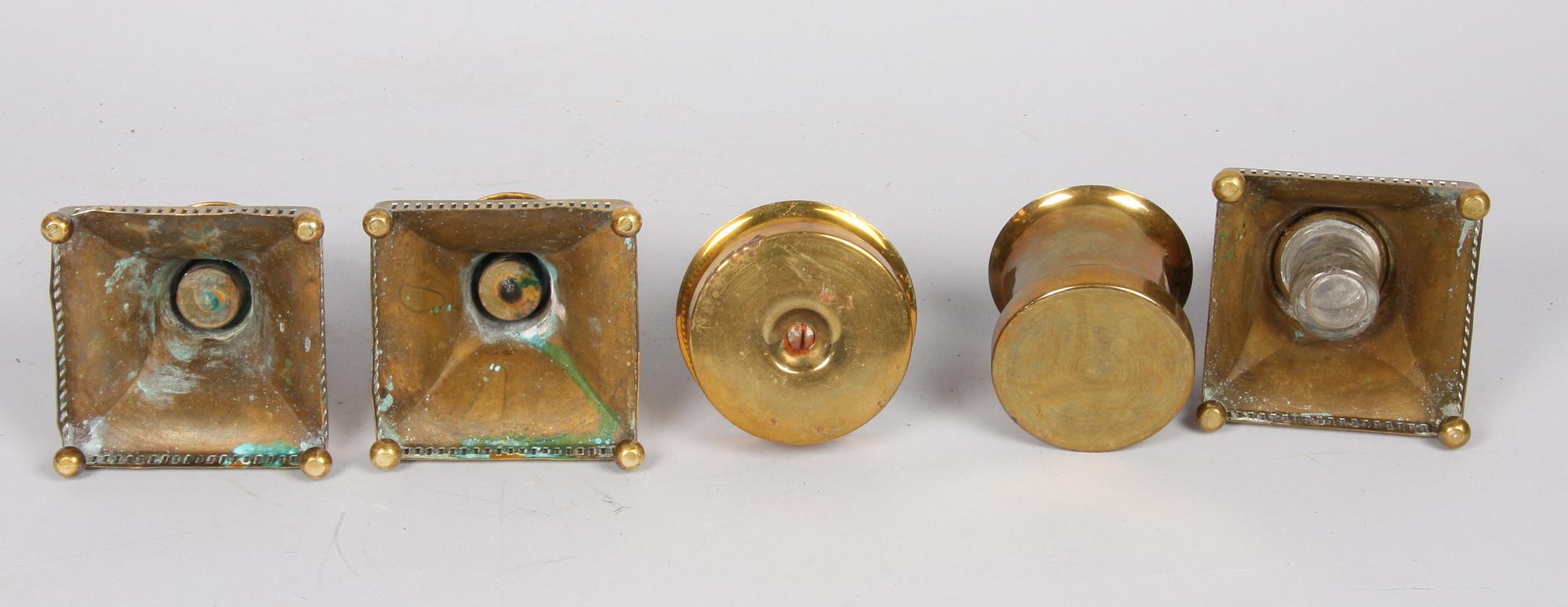 SKRIVBORDSSET, 5 delar, mässing, jugend. Tidigt 1900-tal.