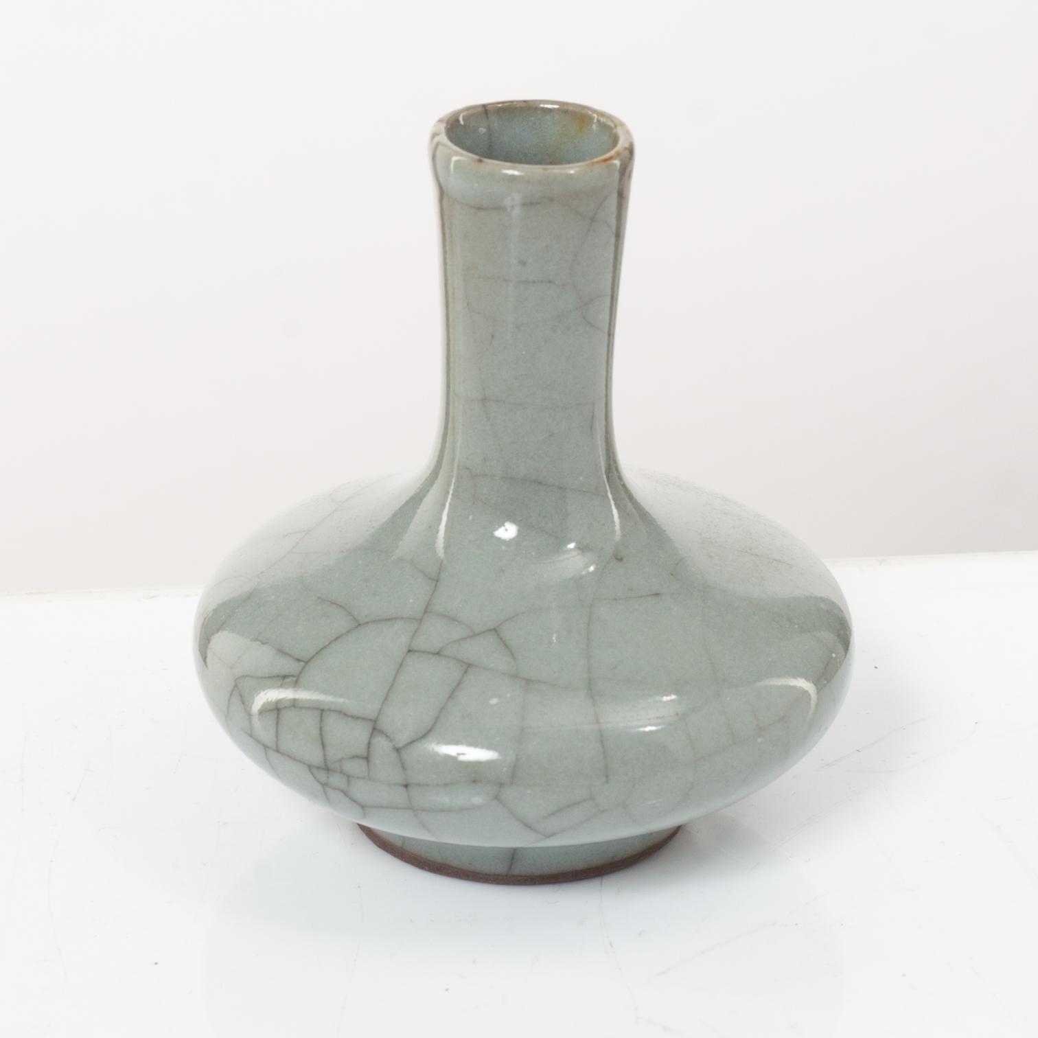 Two joss stick holders, a vase, a brush washer and a small ewer, Qing dynasty, 19th century and older.