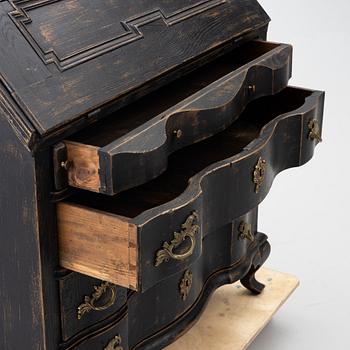 Snedklaffsekretär, barockstil, 1800-tal.