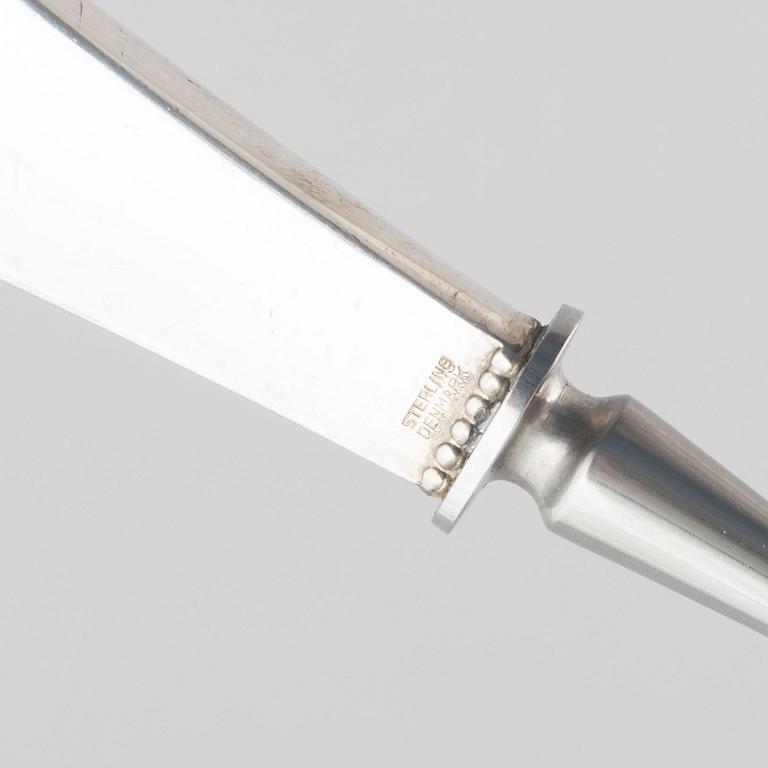 Georg Jensen, cheese slicer and cheese knife, silver, model Kugle/Beaded.